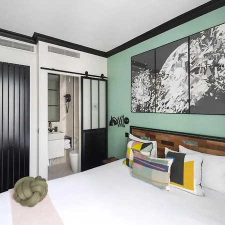 Hotel Madrigal Parigi