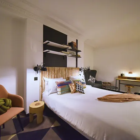 Hotel Madrigal Paris