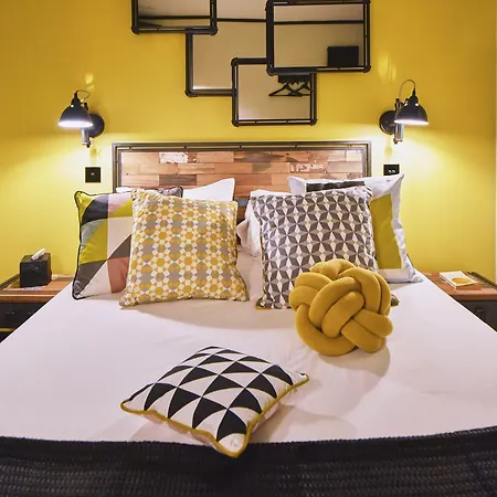 Hotel Madrigal Paris