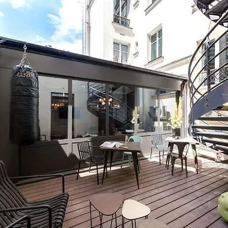 Hotel Madrigal Paris