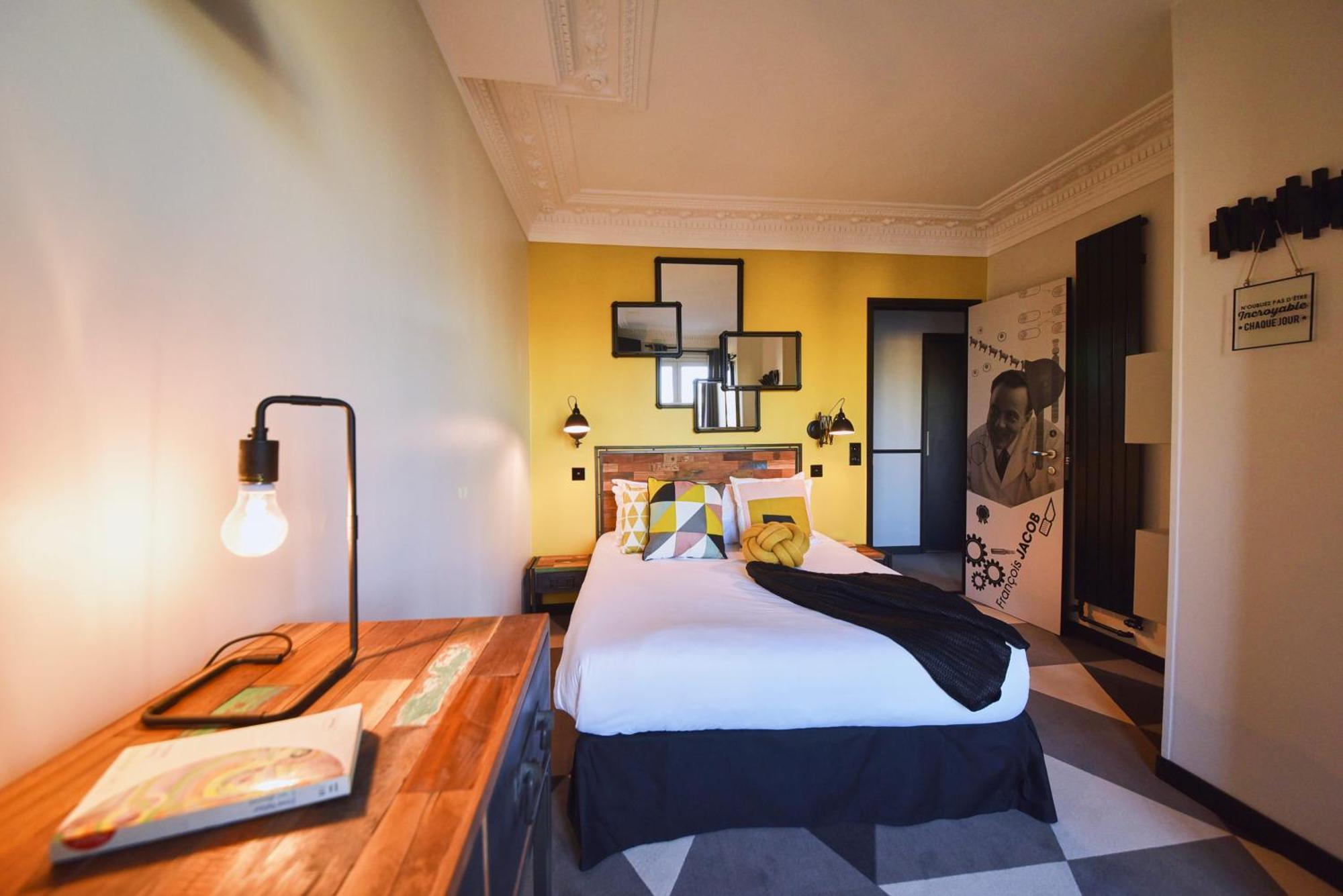 Madrigal Hotel 3*